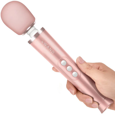 Le Wand Petite Rechargeable Massager in Rose Gold