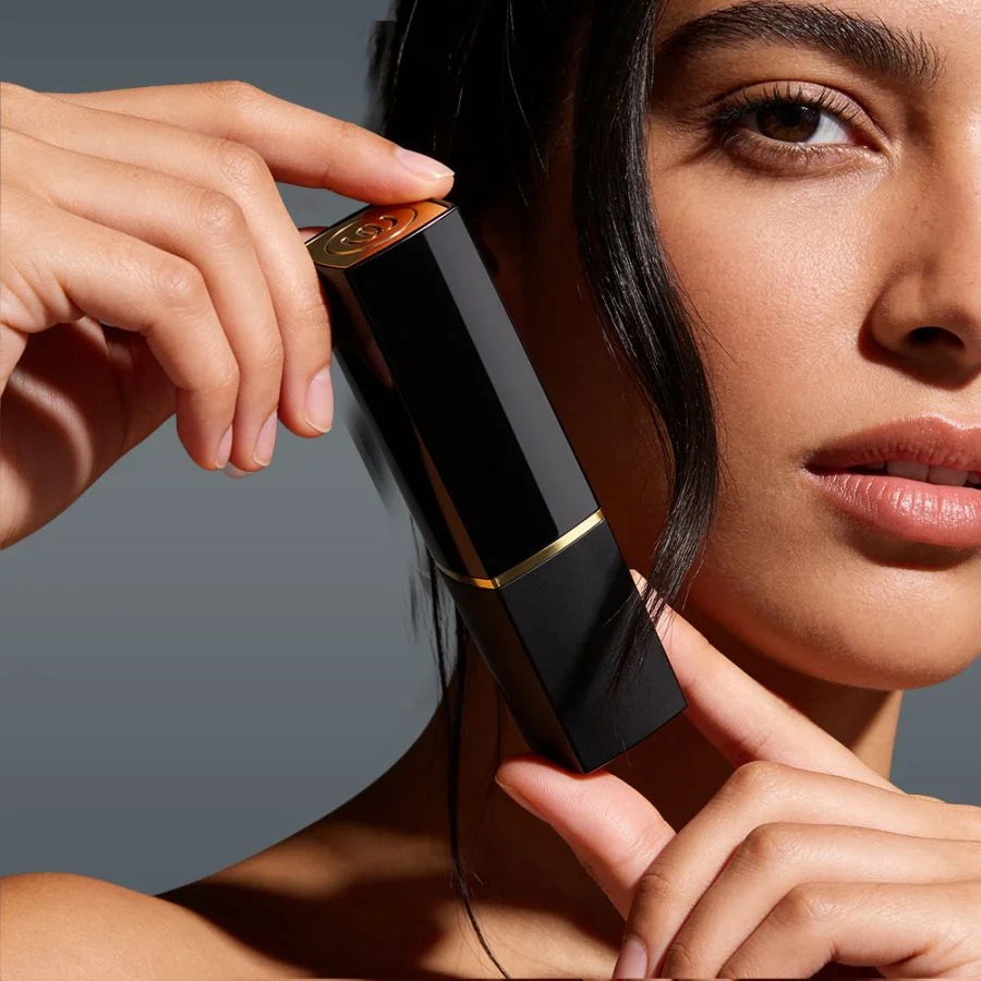 Womanizer Beauty Travel-Friendly Clitoral Stimulator in Black