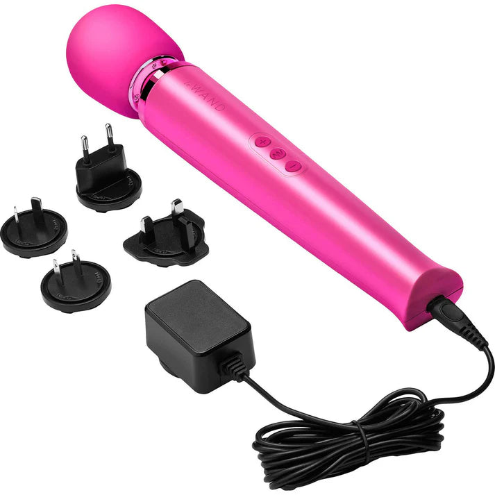 Le Wand Rechargeable Massage Wand Vibrator in Magenta