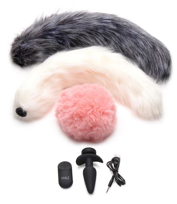 Tailz Vibrating Anal Plug & 3 Tails With Remote Control Tailz Vibrating Anal Plug & 3 Tails With Remote Control