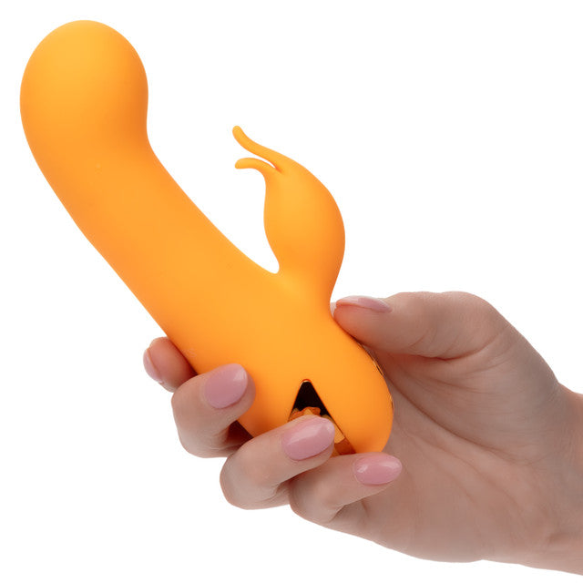 California Dreaming Montecito Muse Flicking Teasing Vibrator